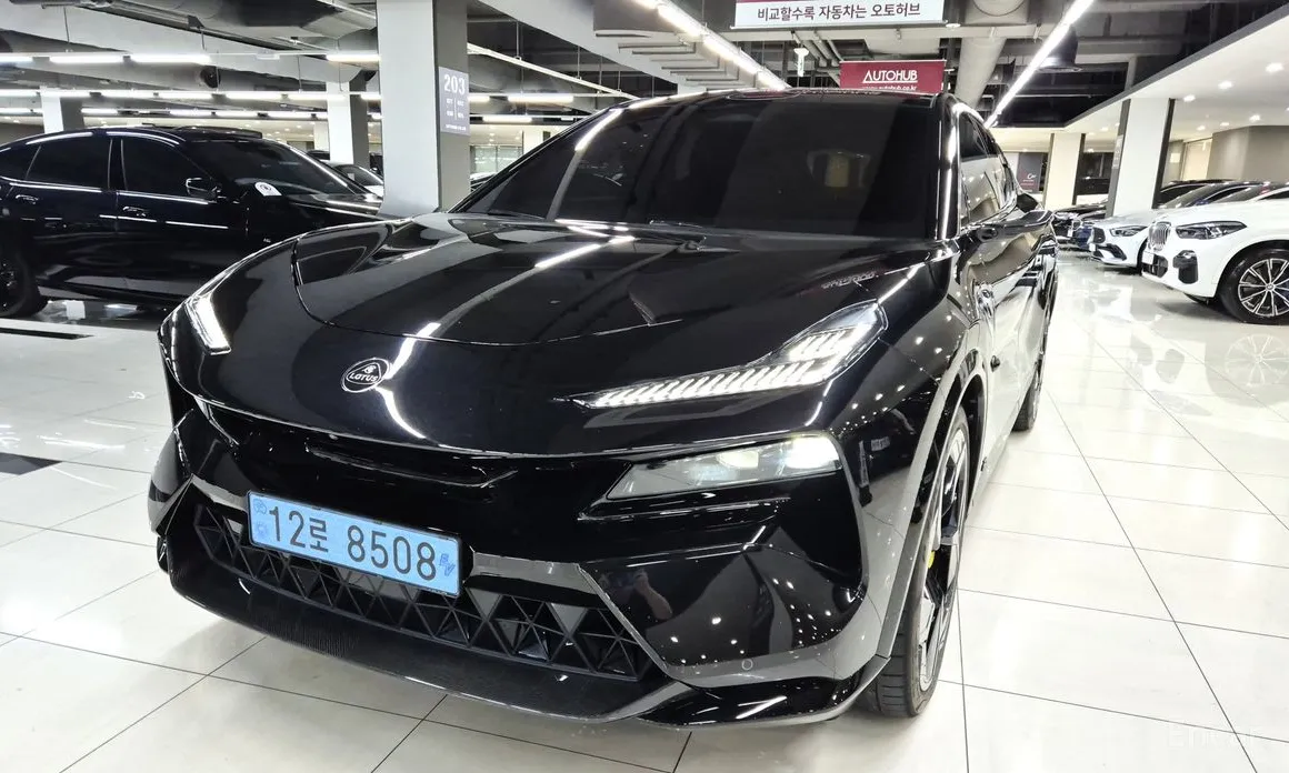 Фото 3 - Lotus Eletre