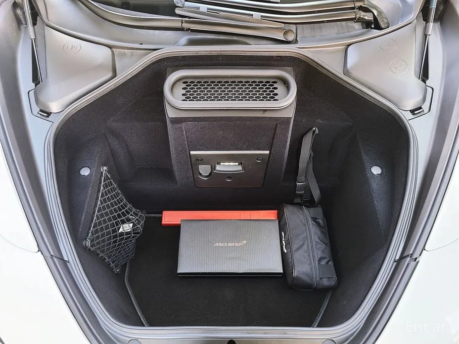 Фото 18 - McLaren 765LT