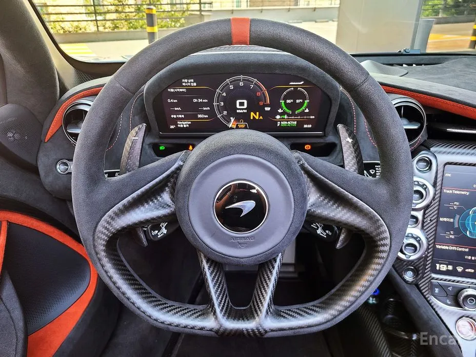 Фото 7 - McLaren 765LT