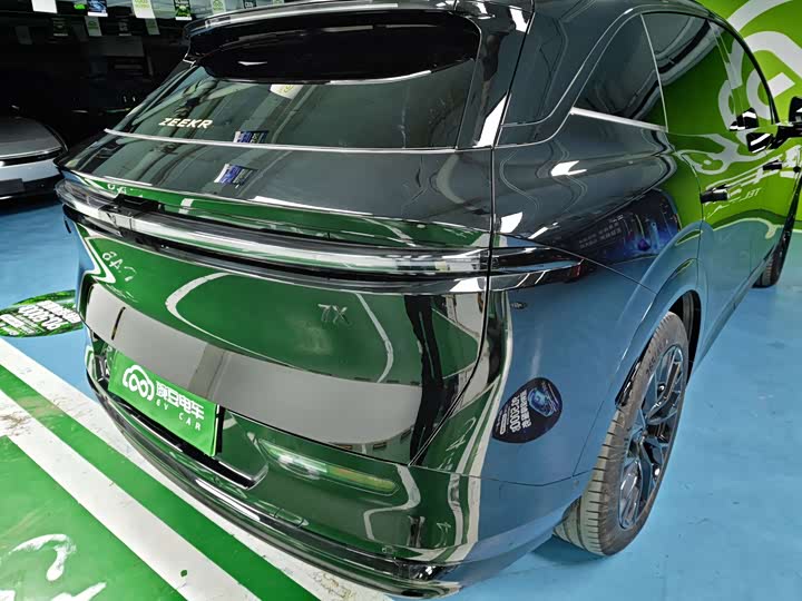 Фото 22 - Zeekr 7X