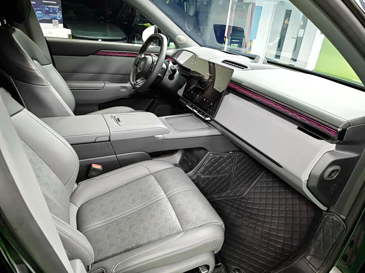 Фото 8 - Zeekr 7X