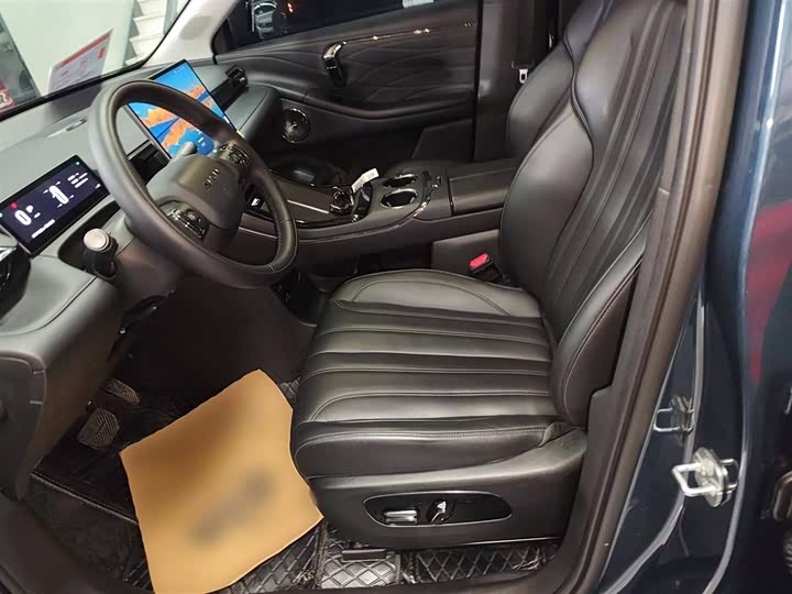 Фото 15 - GAC Aion V