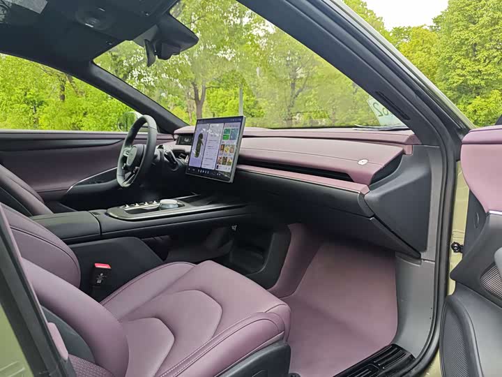 Фото 9 - Xiaomi SU7