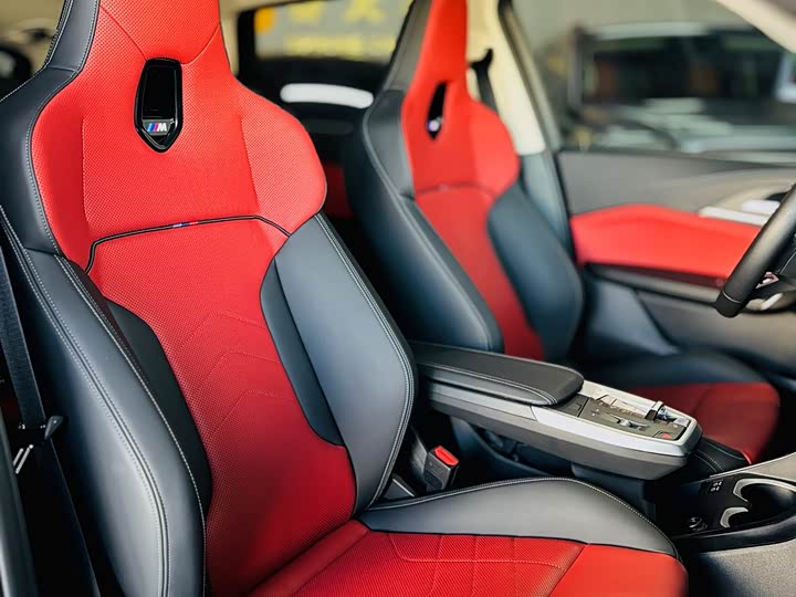 Фото 5 - BMW iX1