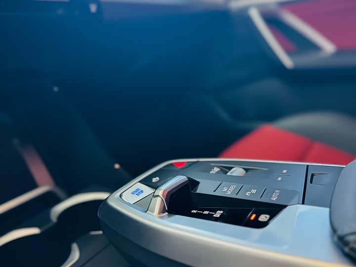 Фото 7 - BMW iX1