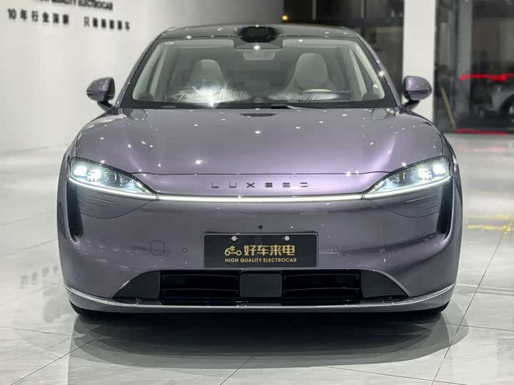 Фото 2 - Luxeed R7