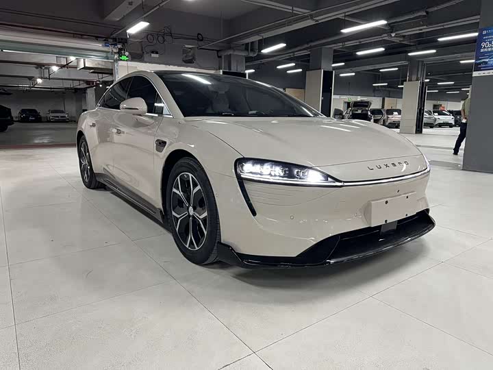 Фото 3 - Luxeed S7