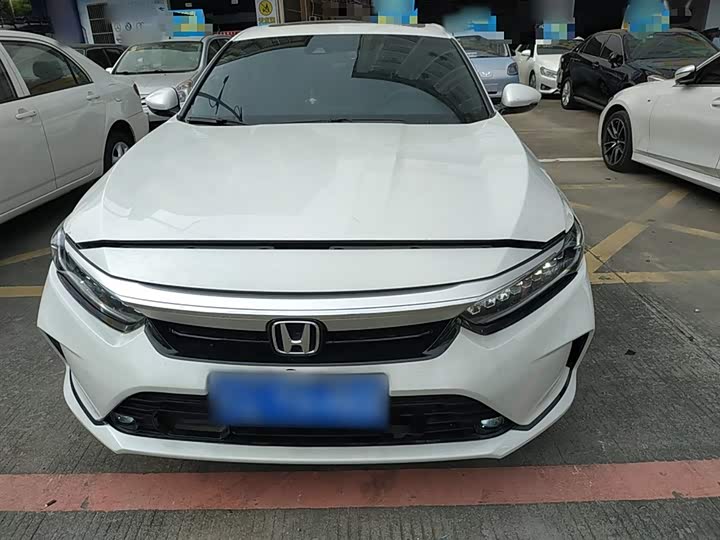 Фото 3 - Honda Inspire