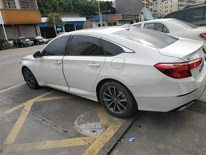 Фото 5 - Honda Inspire