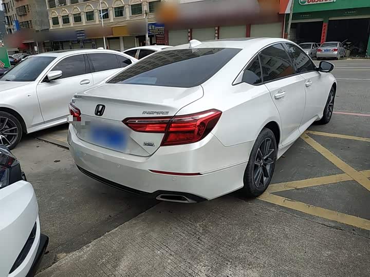 Фото 7 - Honda Inspire