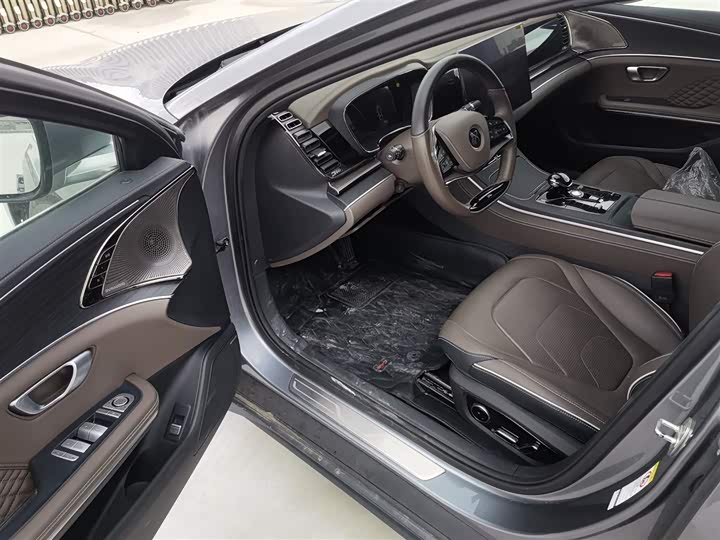 Фото 16 - BYD Han