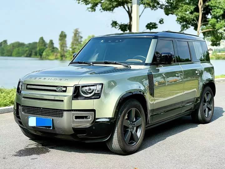 Фото 1 - Land Rover Defender