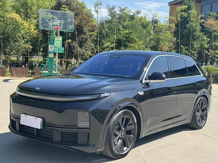 Фото 1 - LiXiang L7