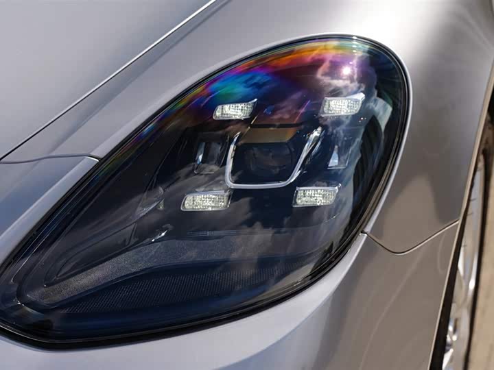 Фото 24 - Porsche Panamera