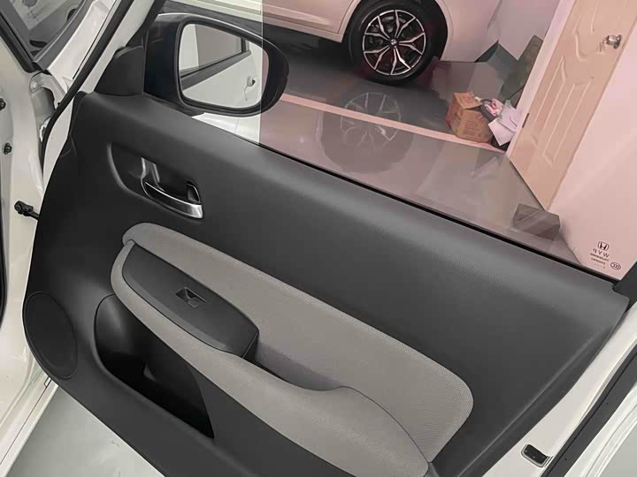 Фото 24 - Honda Life