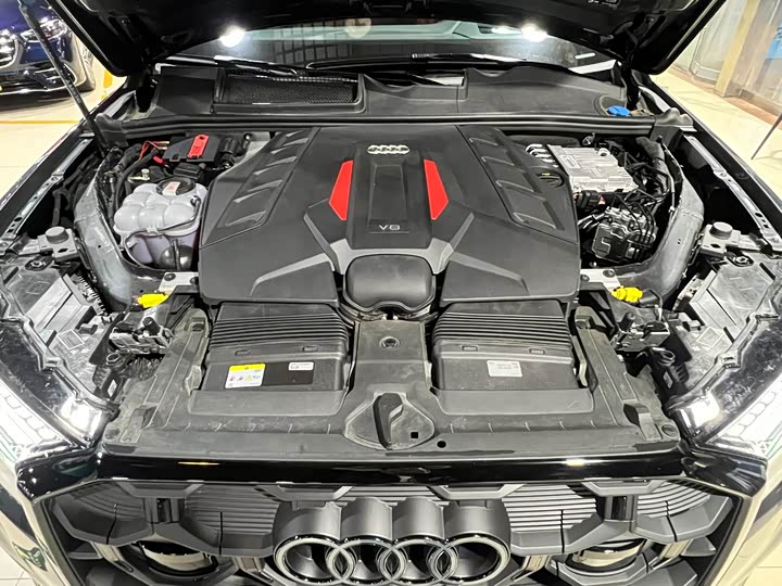 Фото 28 - Audi SQ7