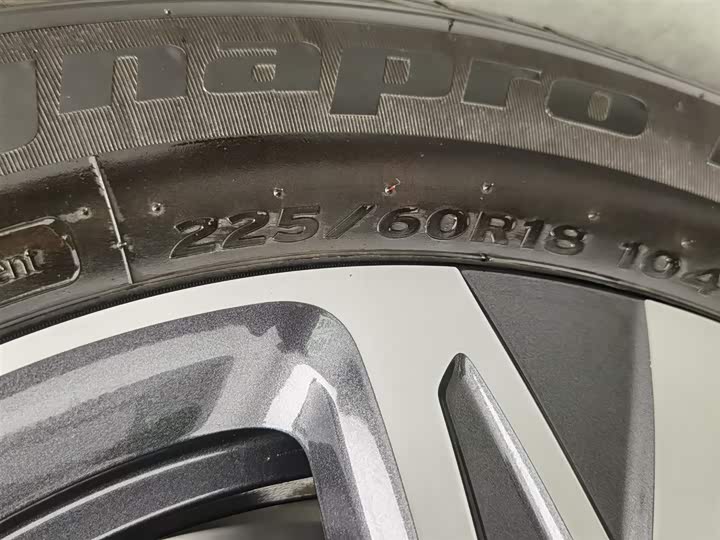 Фото 24 - Maxus G90