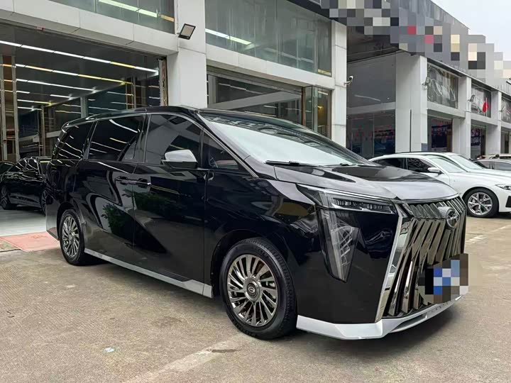 Фото 3 - GAC Trumpchi M8