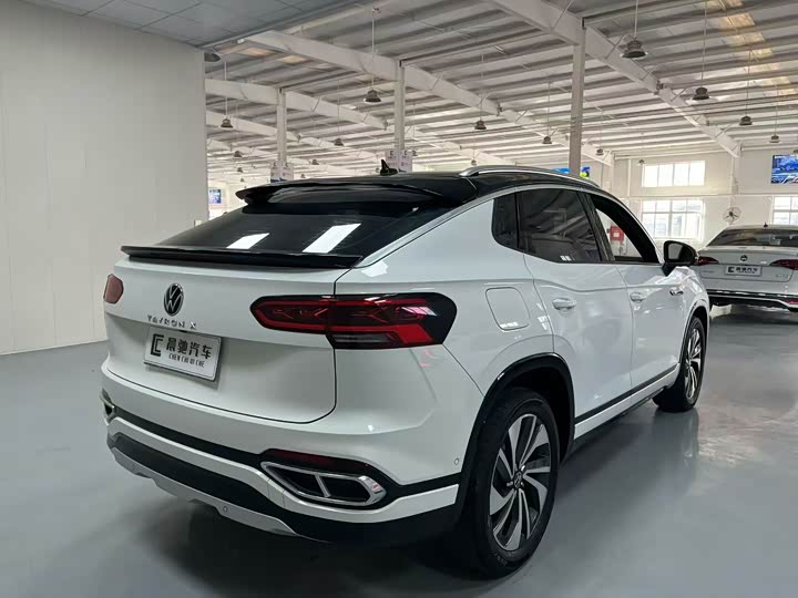 Фото 4 - Volkswagen Tayron X