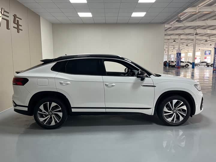 Фото 8 - Volkswagen Tayron X