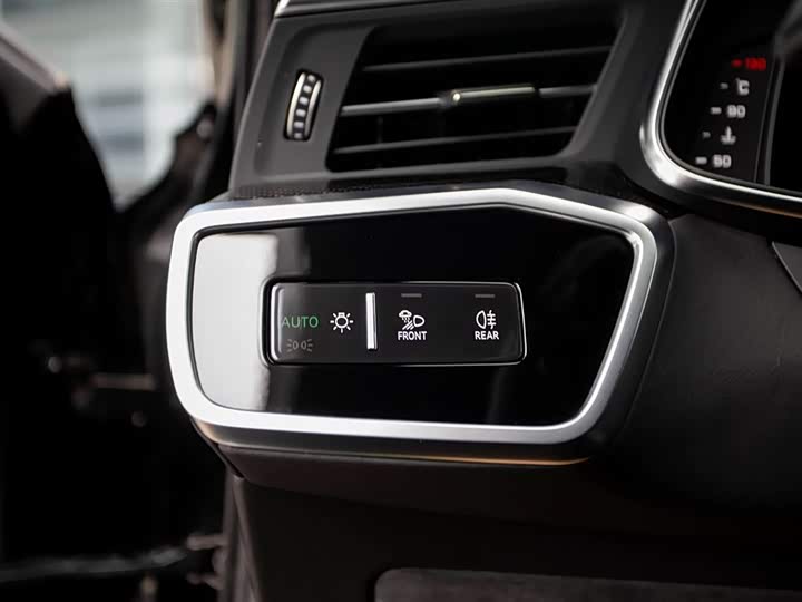 Фото 12 - Audi RS 6