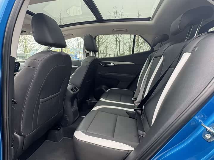 Фото 9 - Buick Envision Plus