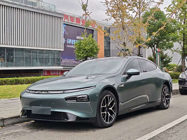 Фото 1 - XPeng P7