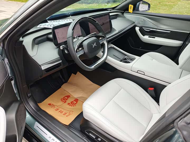 Фото 4 - XPeng P7