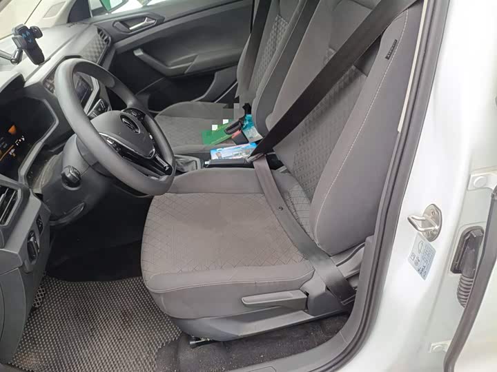 Фото 8 - Volkswagen T-Cross