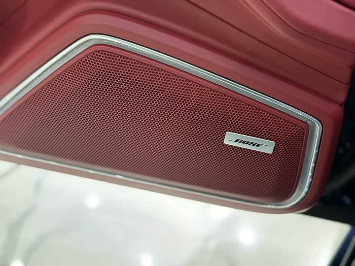 Фото 13 - Porsche Panamera