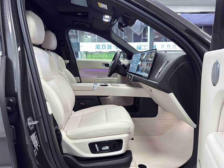 Фото 11 - LiXiang L9