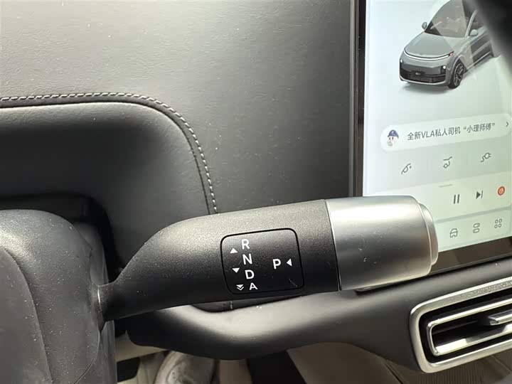 Фото 21 - LiXiang L9