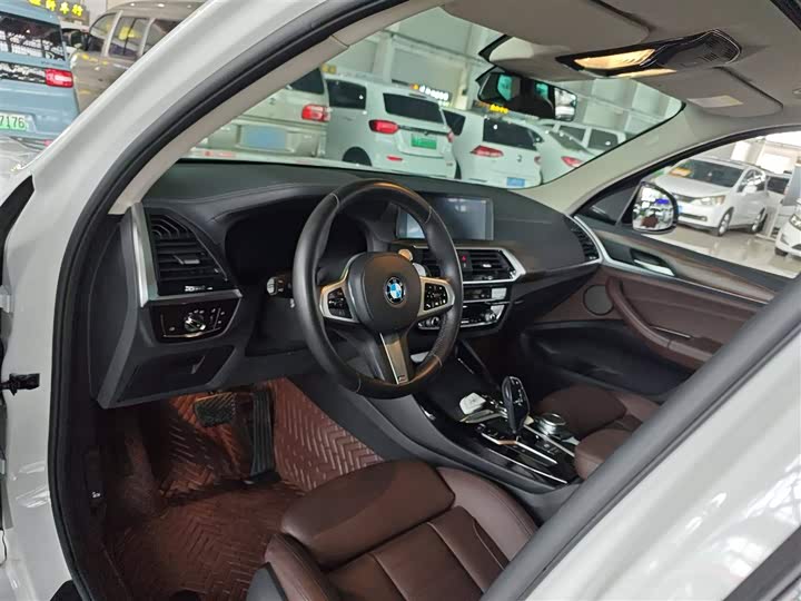 Фото 13 - BMW X3