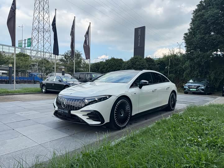 Фото 1 - Mercedes-Benz EQS AMG