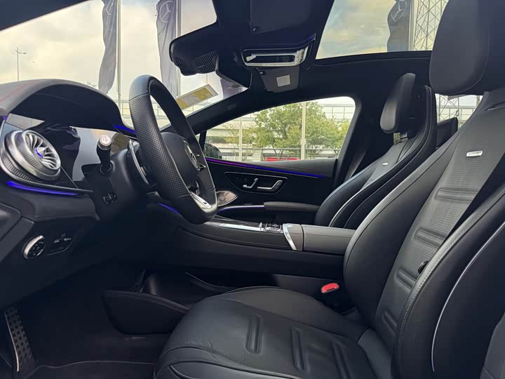 Фото 10 - Mercedes-Benz EQS AMG