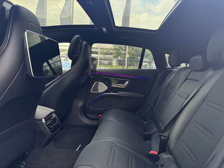 Фото 12 - Mercedes-Benz EQS AMG