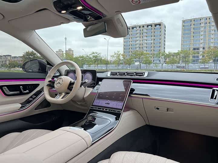 Фото 9 - Mercedes-Benz S-Class