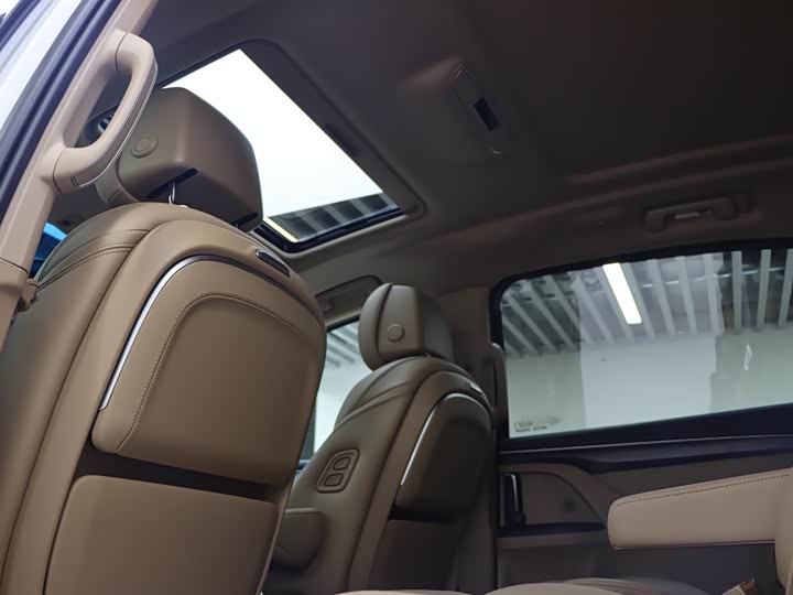 Фото 13 - Buick GL8 ES