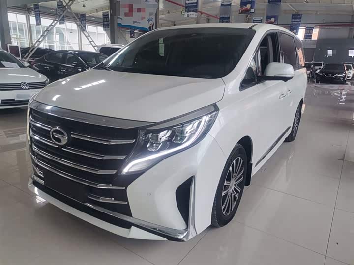 Фото 1 - GAC Trumpchi M8
