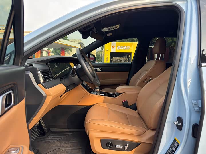 Фото 7 - LiXiang One