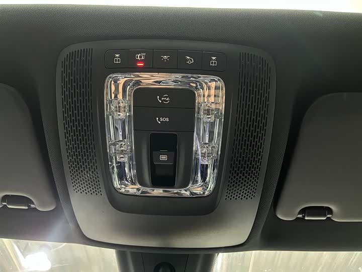 Фото 9 - Mercedes-Benz GLA-Class