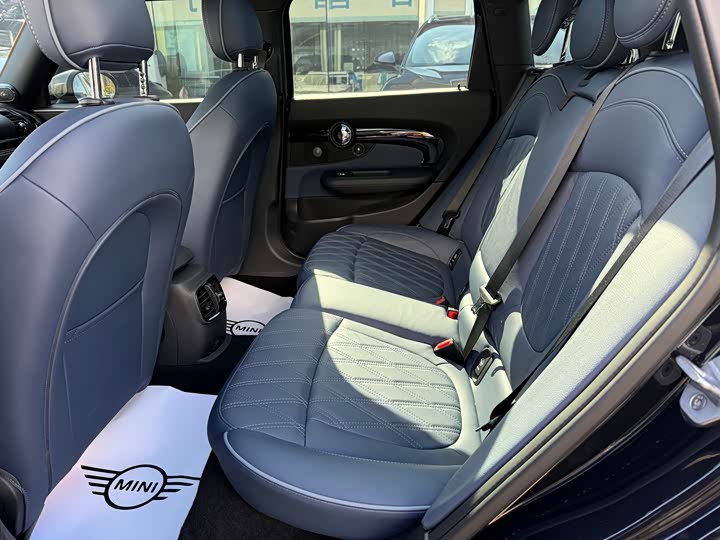 Фото 12 - Mini Clubman