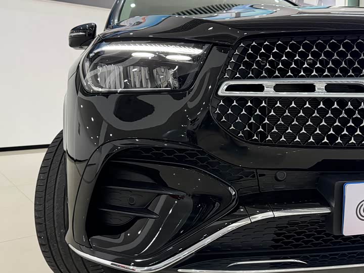 Фото 8 - Mercedes-Benz GLE-Class