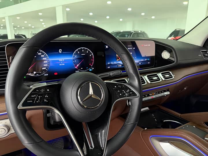 Фото 9 - Mercedes-Benz GLE-Class