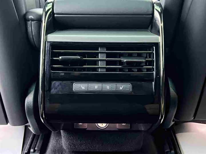 Фото 19 - Land Rover Range Rover Sport