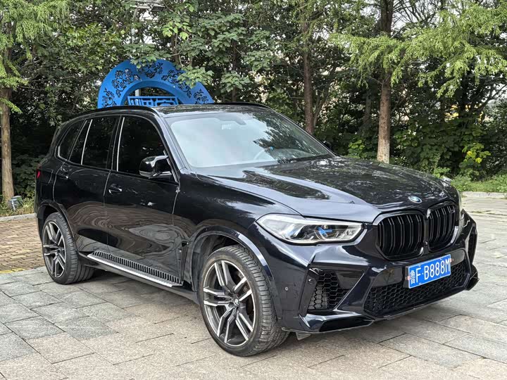 Фото 3 - BMW X5 M