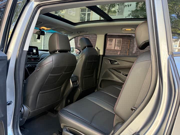 Фото 13 - Chevrolet Orlando