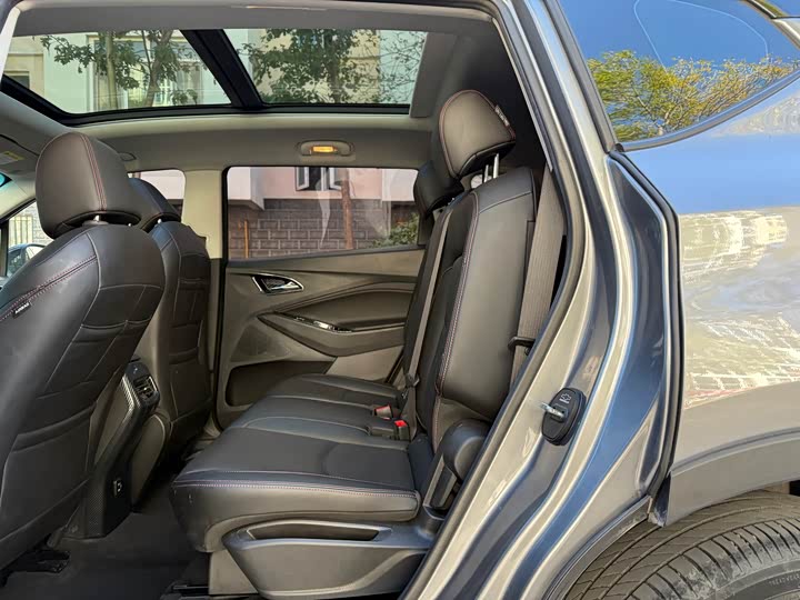 Фото 15 - Chevrolet Orlando