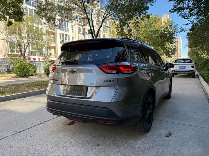 Фото 7 - Chevrolet Orlando