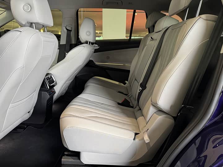 Фото 6 - Volkswagen ID.6 X